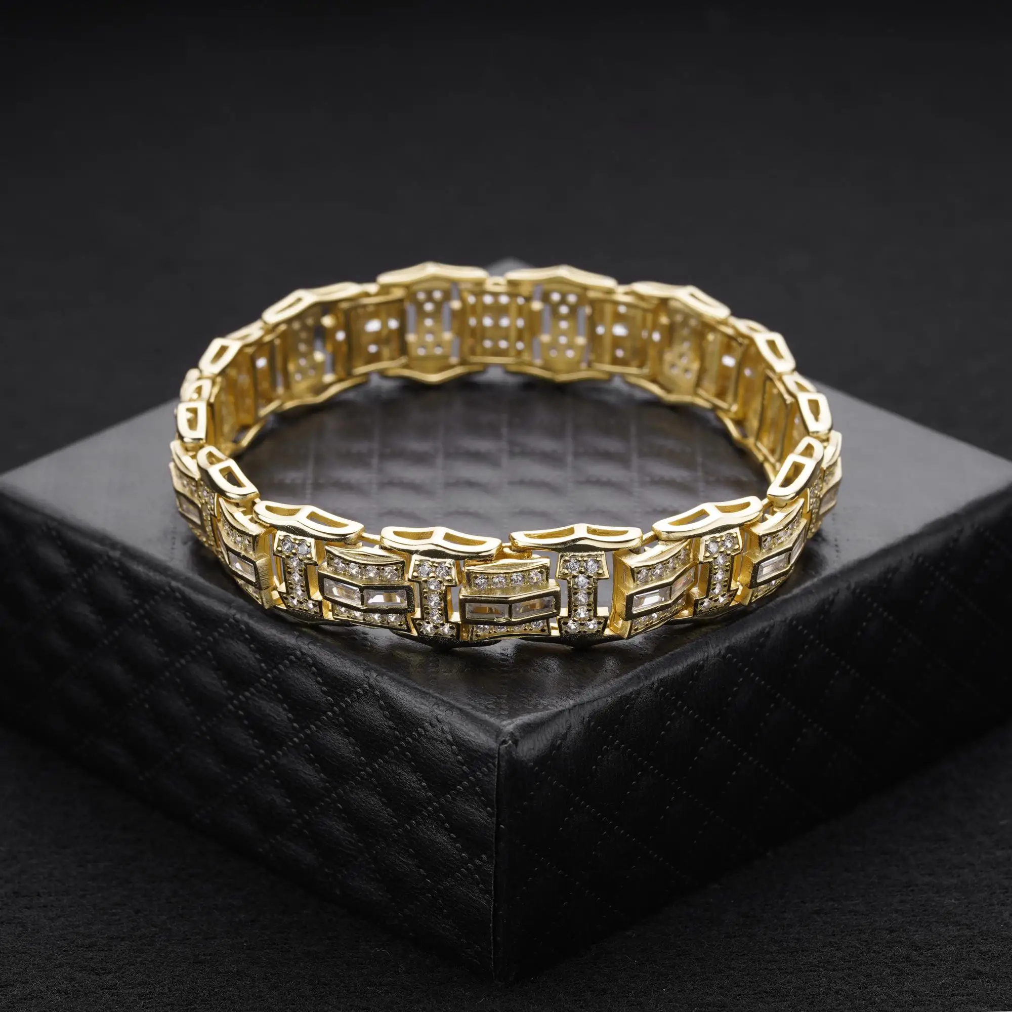 Custom Moissanite Men Women Bracelets Logo Design 925 Sterling Silver Iced Out Jewelry Gold Hand Bracelet For Men