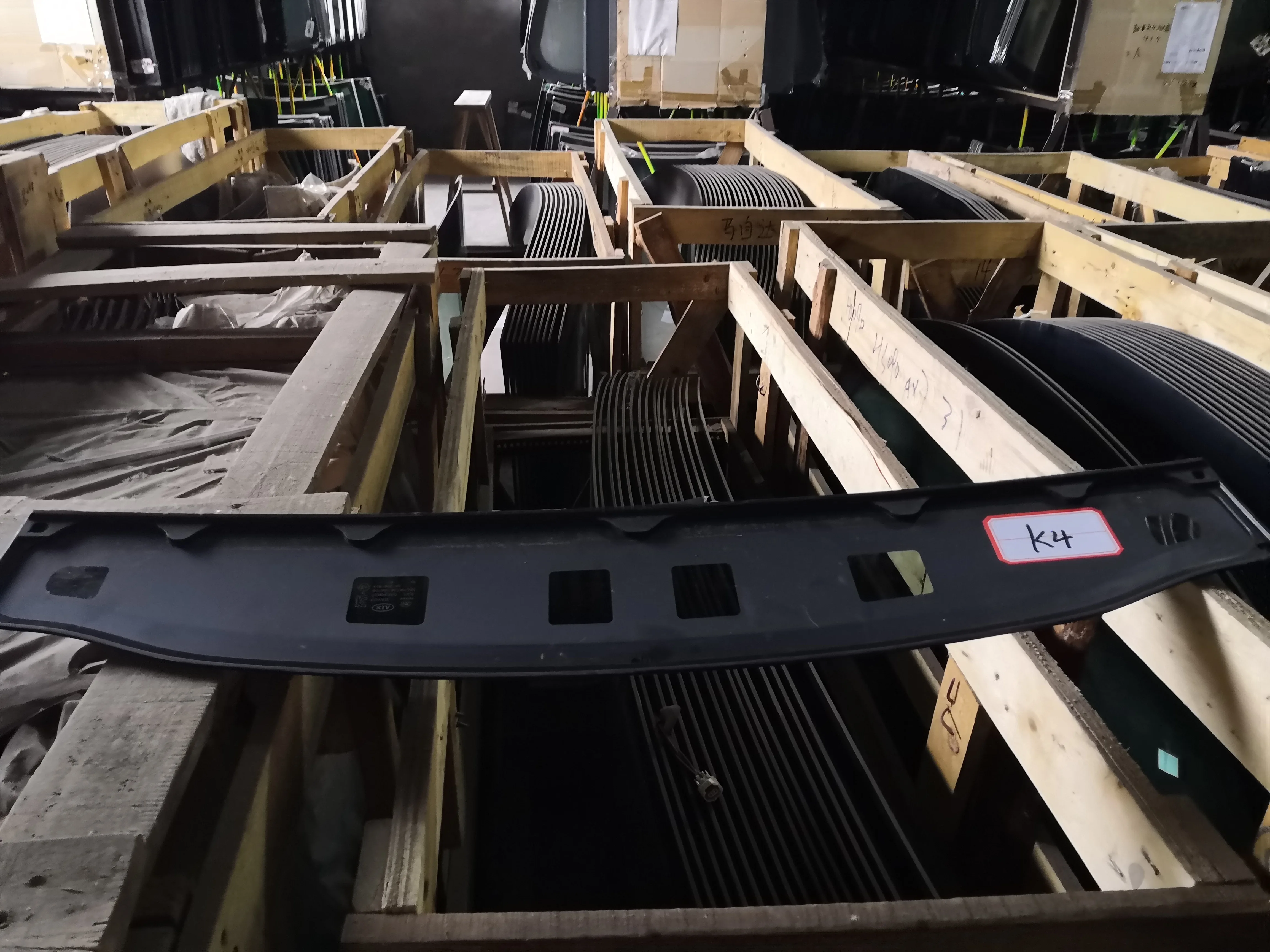 For KIA K4 Laminated Front Windscreen Sensor  Auto parts SUNROOF