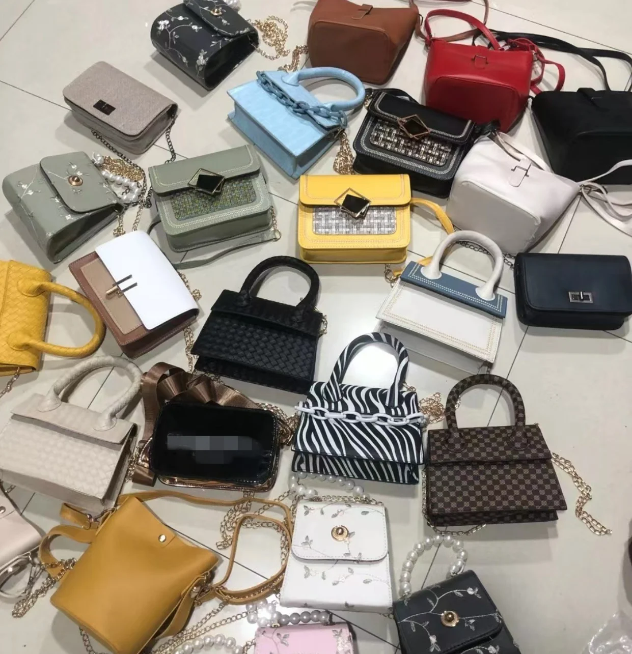 AA+ Cheap used bags bales for women shoulder bag bales cheapest hand bags in bulk