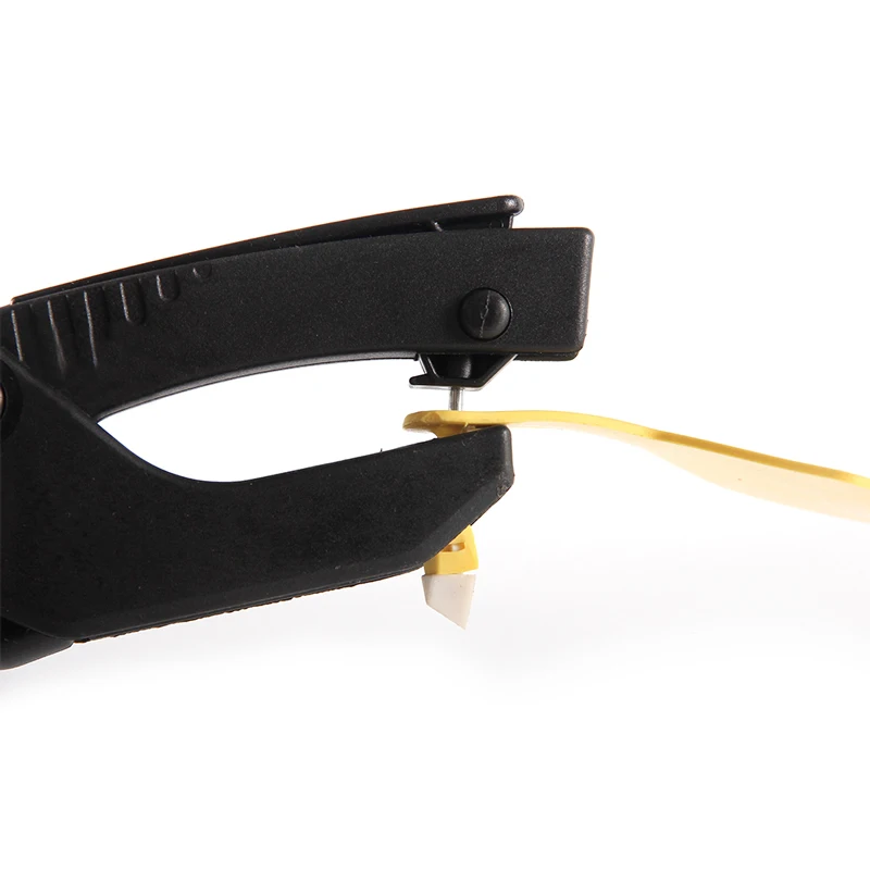 Cattle Cow Sheep Pig Stainless Steel Animal Tagger Applicator Plier For Sale