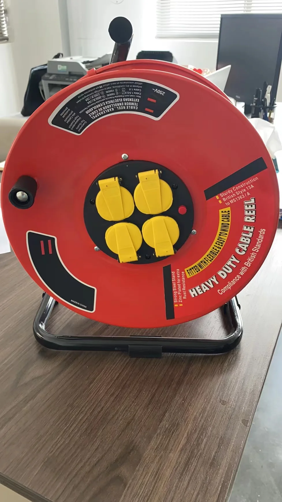 plastic extension power cord roll standstand grounding reel winding retractable electric cable drum de audio