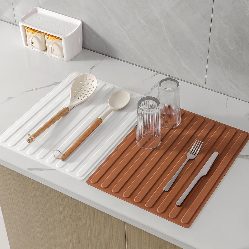 Food Grade Kitchen Essentials Fast Drying Mat Silicone Heat Insulated Pad  Easy Store Counter for Home Table Use