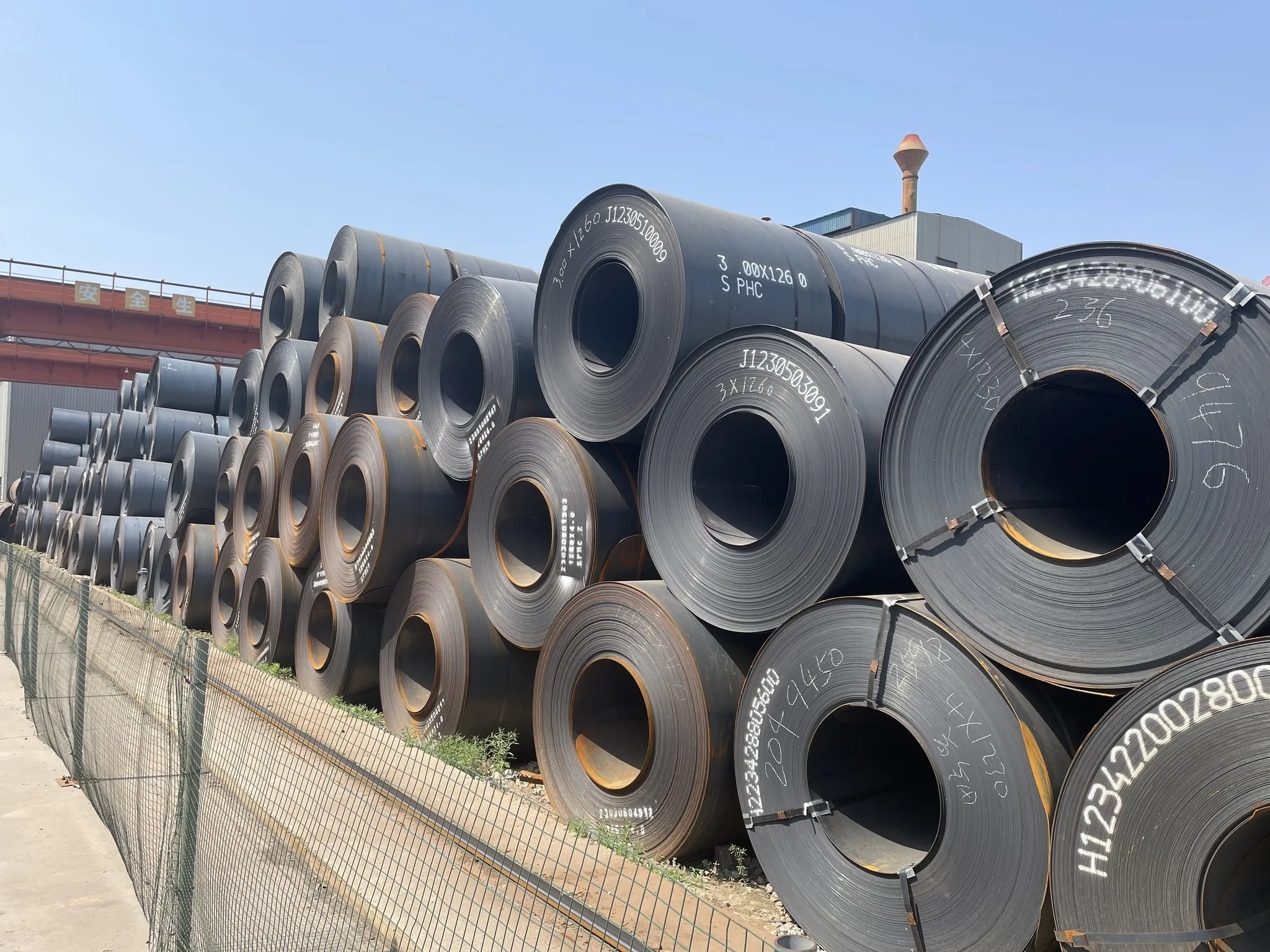 High quality low price 8mm 10mm medium thick hot rolled steel coil carbon steel coil