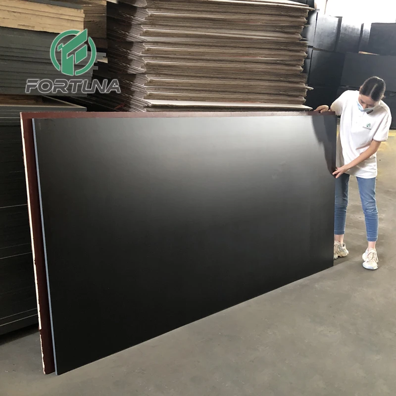 Hot Selling Low Price 18mm 1220*2440 Wbp Glue Building Recycle Core 12mm High Quality Film Faced Plywood