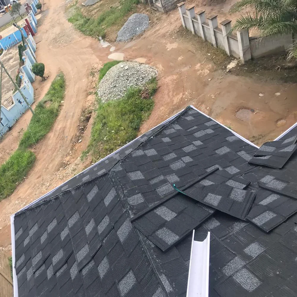 Кровельный лист с оцинкованным гофрированным камнем