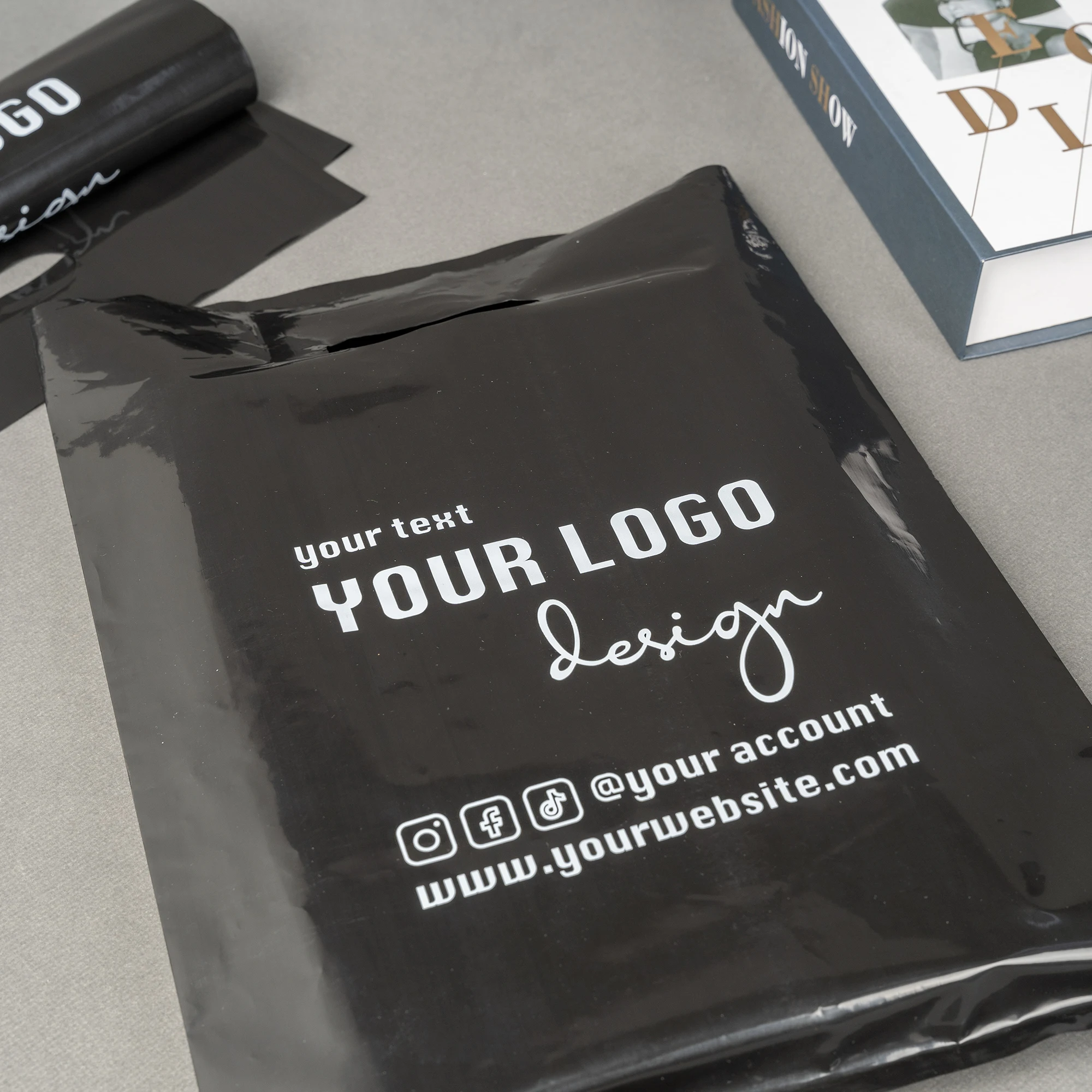 Retail Shopping Bags Custom Size Ldpe Die Cut Handle Plastic Biodegradable Plastic Shopping Bag