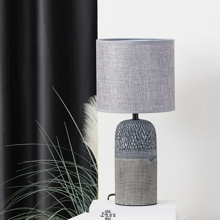 Modern Korean Lamparas Embossed Design Ceramic Table Desk Lamp for Home Decor