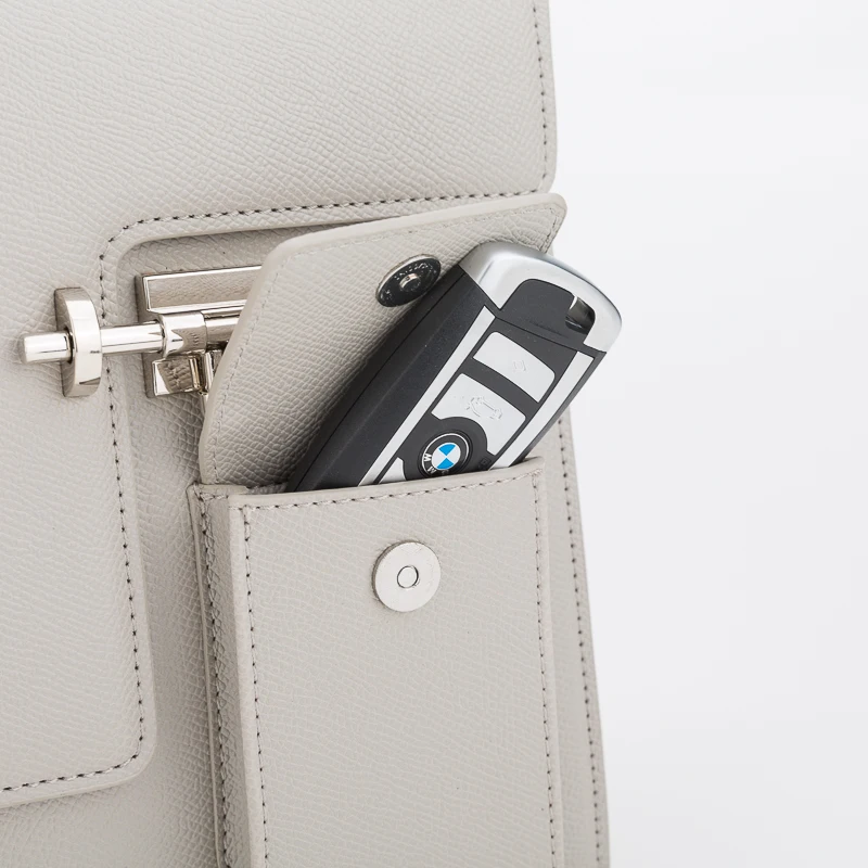 Latest high quality luxury unique crossbody handbag ladies supplier handbags leather for women 2022