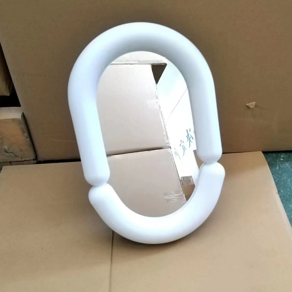 Cosmetic Mirror Bedroom Dressing Table Ceramic 2023 Hot Selling New Oval Light Luxury Makeup Mirror Makeup Tool Makeup mirror