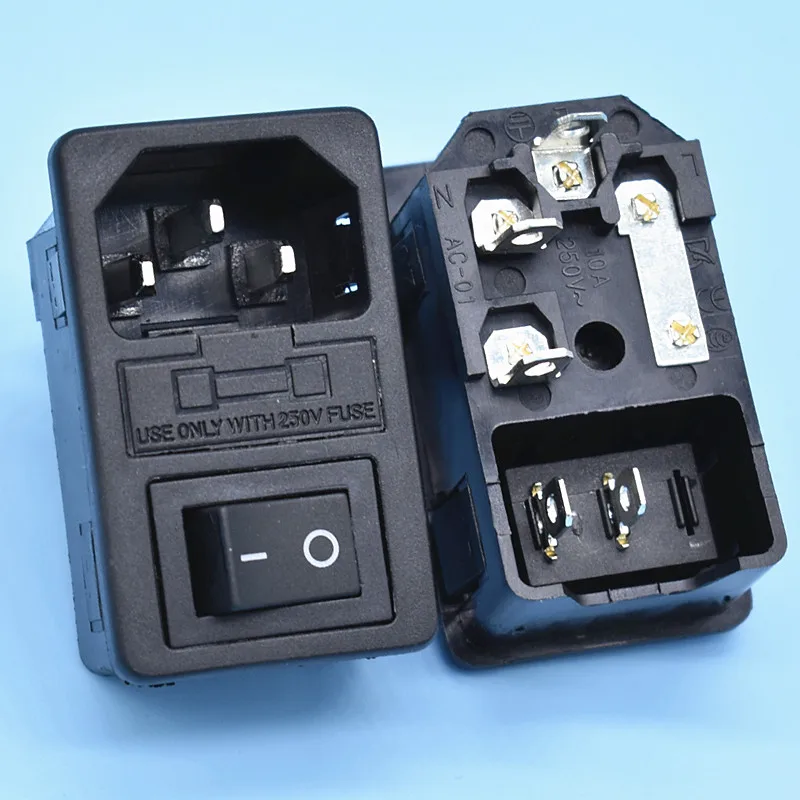 Socket AC Of Rated Current 10A Voltage 250V Pressure Withstand Of 2500VAC (50-60Hz)/5s