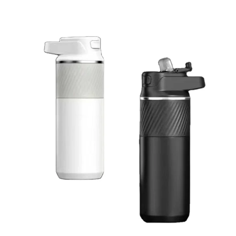 Fashion Black And White Travel Home Plastic Material 420ml Capacity Coffee Cup