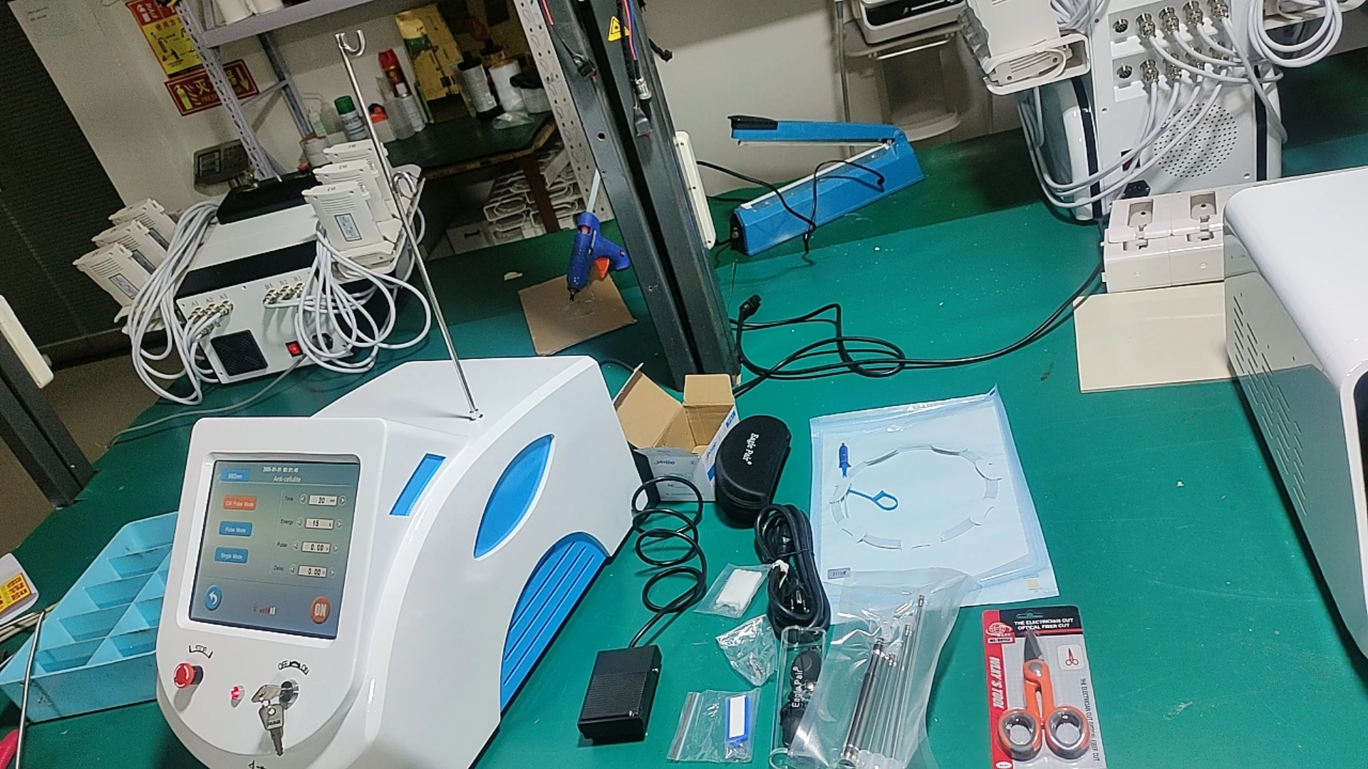 15W 30W 60W 17W Medical standard USE 980NM 1470NM endolaser diode laser for surgery vascular Removal veins removal liposuction