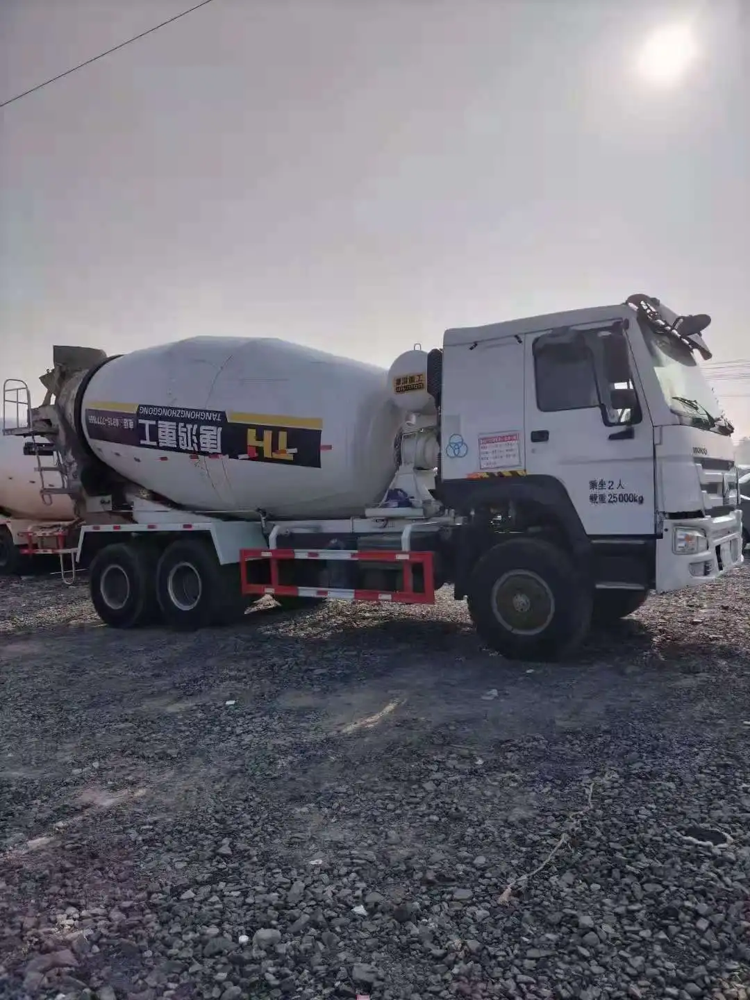 
Original original second-hand HOWO concrete mixer truck, China National Heavy Duty Truck 