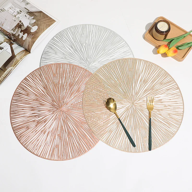 2023 Metallic Plastic Vinyl Place Mats Gold Round pvc Placemats for for Daily Use Wedding Anniversary Kitchen Table Decoration