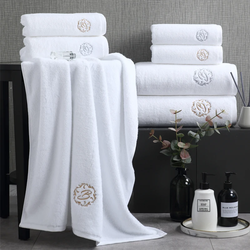 Wholesale Cheap Customized Logo Luxury Elegant 5 Star 100% Cotton Bath Towel Embroidery White Hotel Towel Set