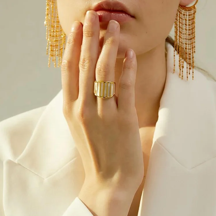 Chunky Wide Band Fine Jewelry Rings Accessories 18K Gold Plated Stainless Steel Minimalist Gift Mother of Pearl Shell Ring