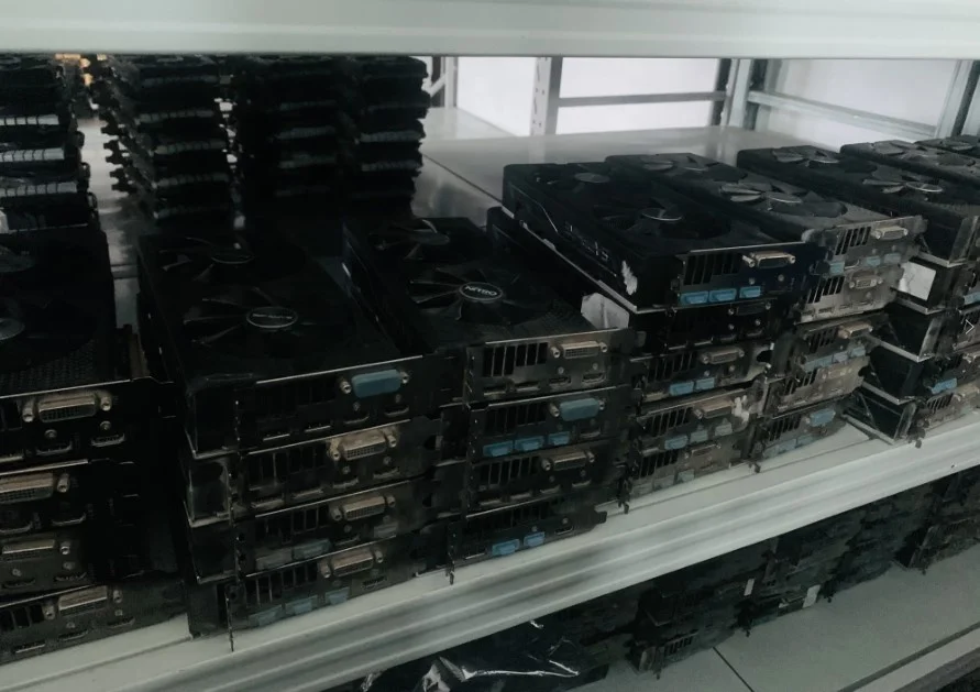 Factory direct sale used Sapphire RX580 4G 8G 2048SP gaming gpu AMD RX580 RX588 RX470 RX478 GPU