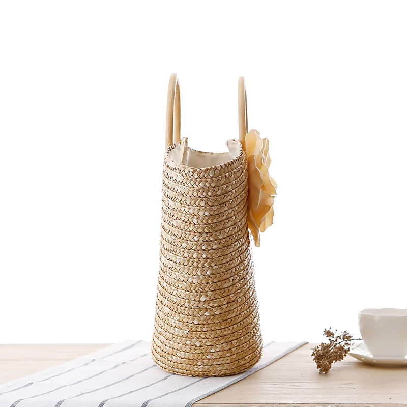 Hot selling bolsos vacation handbag with round handle Bohemia rattan beach bag floral basket straw bag