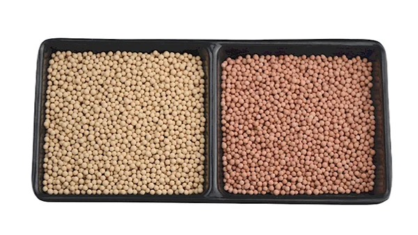 High Quality XH Zeolite Molecular Sieve 1.6-2.5mm Refrigerant Molecular Sieve Drying Dehumidifier