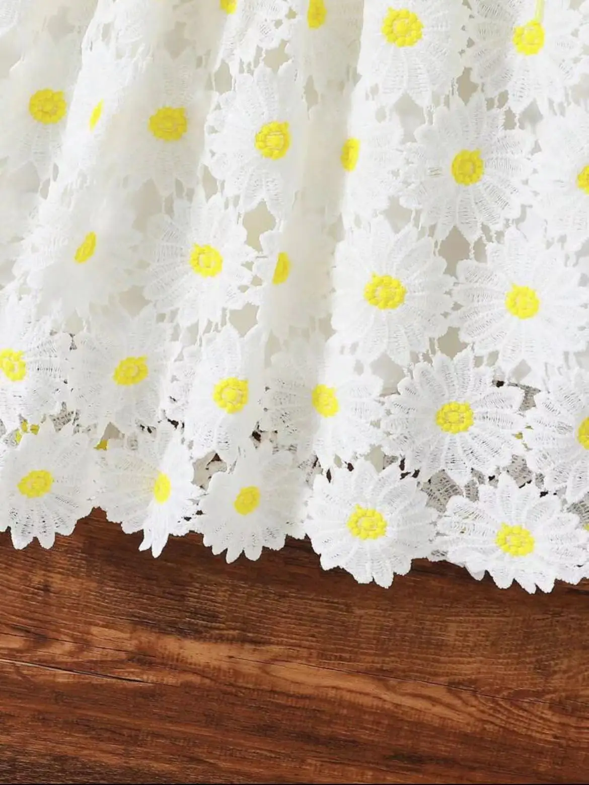 New Arrived Tween Girl Daisy Embroidered Camisole Top Skirt Set For Summer Holiday