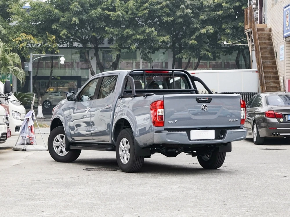 Самые продаваемые в мире товары 4x2 4x4 Dongfeng RICH7 пикапы с максимальной мощностью 168 кВт и регулировкой расстояния парковки PDC