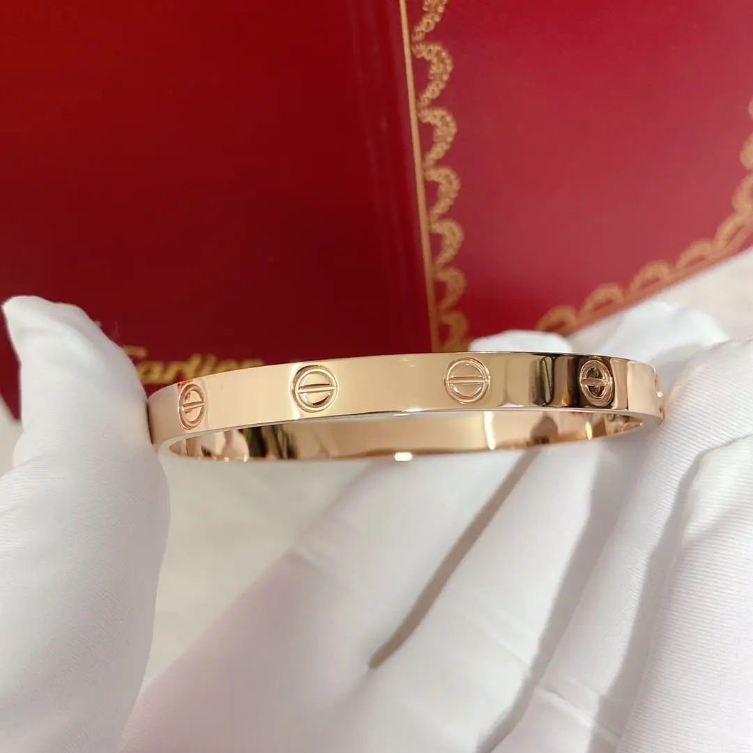 Famous Hot Sales Custom Design Fashion 18k Gold Plated Love Designer Bracelet Brand Stainless Steel Screw Bracelet