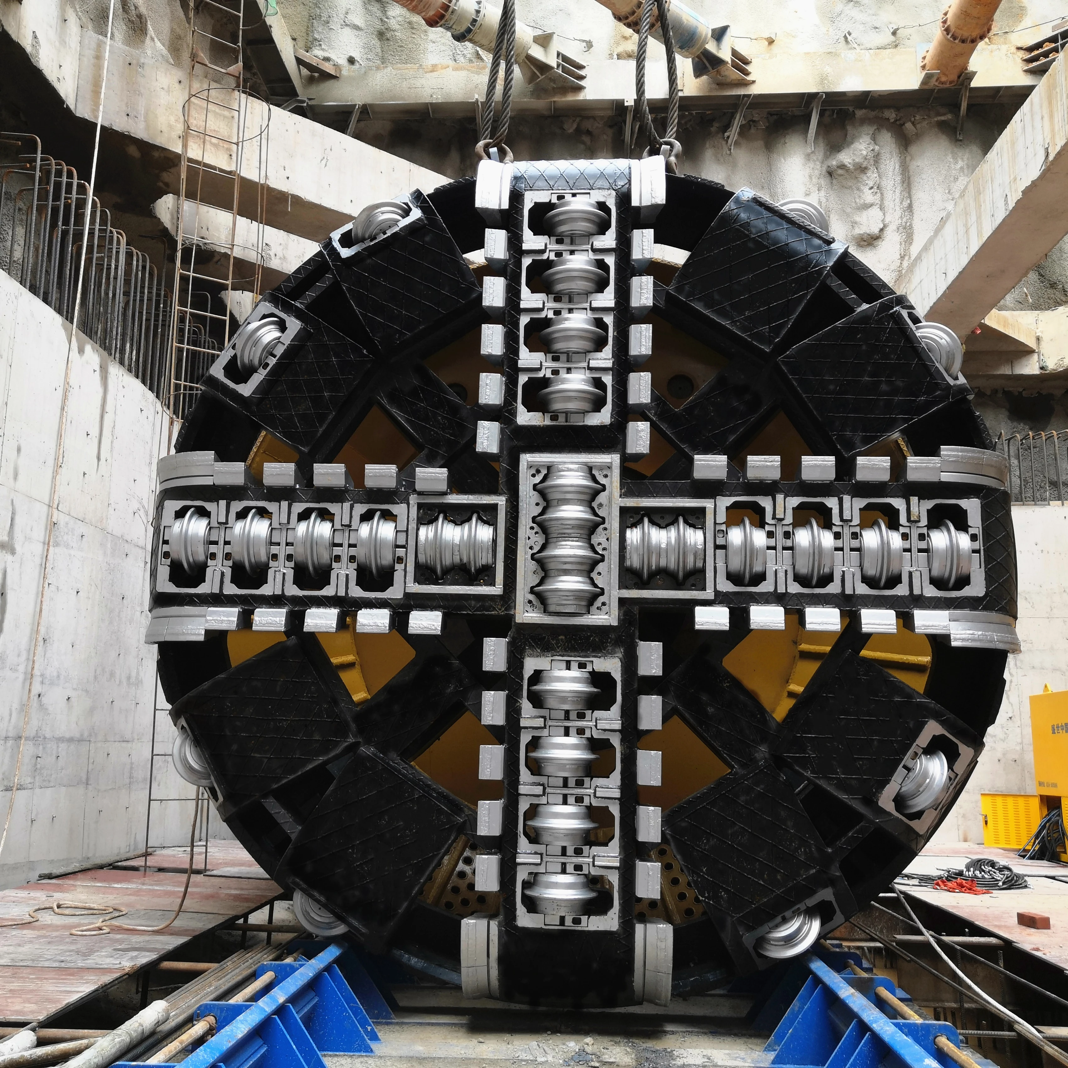4000mm trenchless underground Rock pipe jacking machine tunnel boring machine for sale