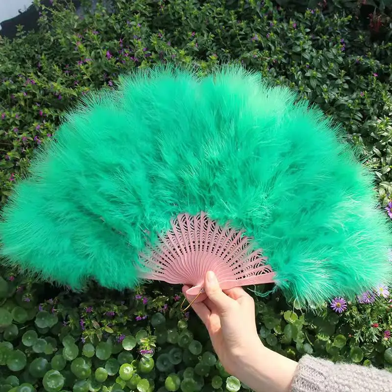 Factory Price Wholesale Rainbow Colorful Fluffy Dancing Hand turkey Feather Fans