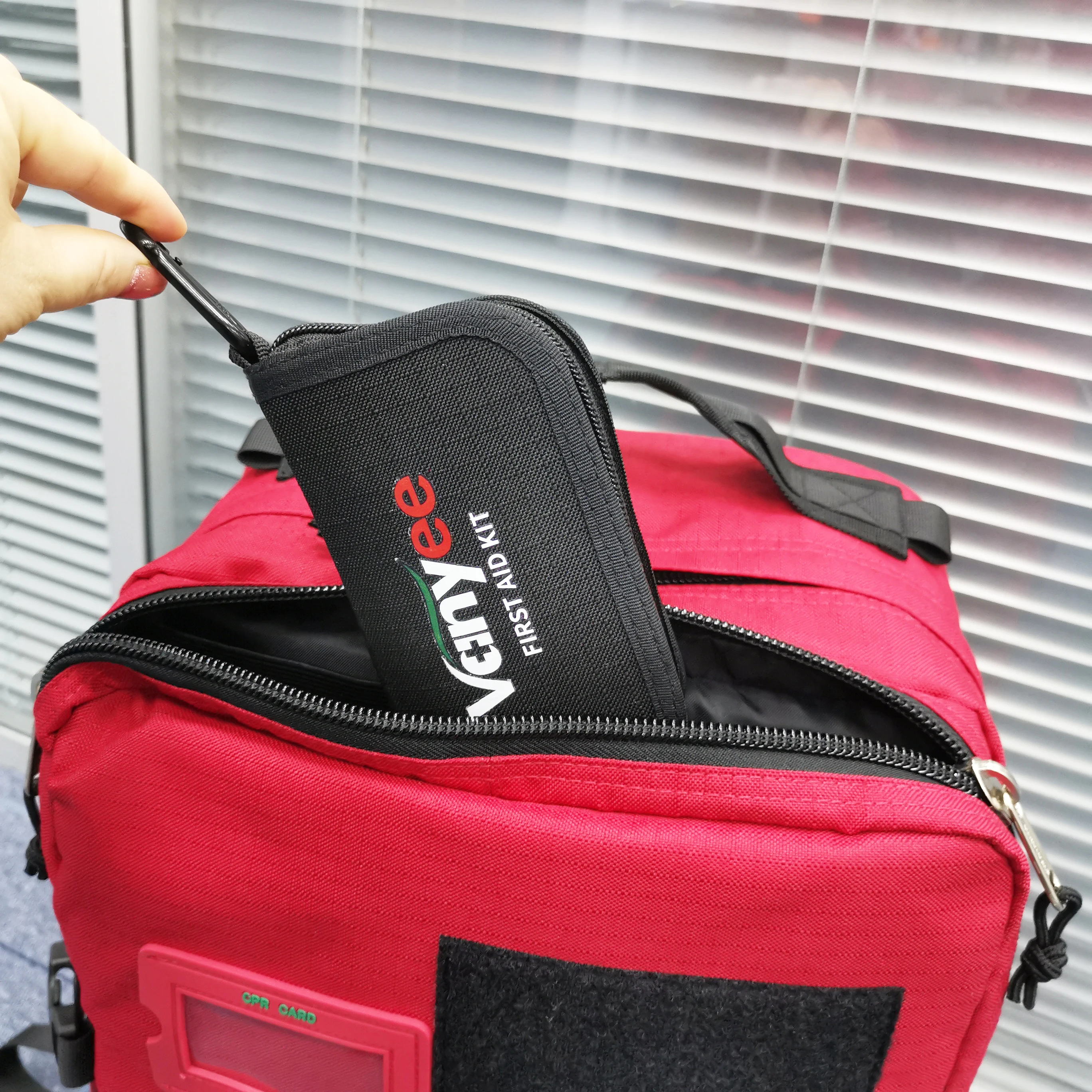 Emergency preparedness first aid kits sports kit for Home Office Vehicle Camping and outdoor sports