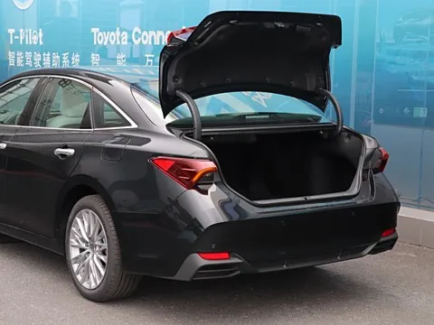 Toyota Avalon L4 2024 стильные автомобили подержанные Sedan бензиновая версия с хорошими характеристиками
