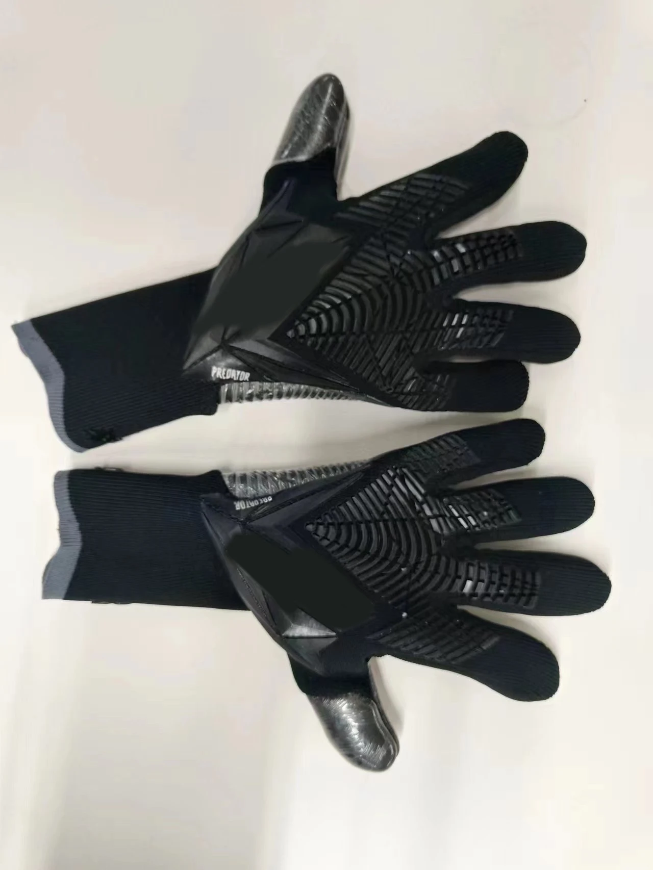 Professional Kids Youth Latex Sport Training Outdoor Fitness Football Goalkeeper Gloves