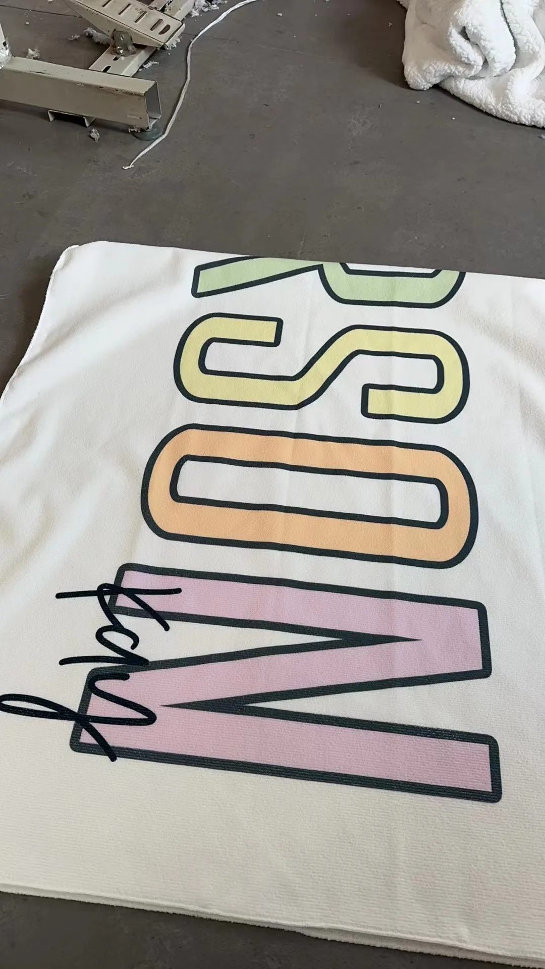 new design hot sale custom printed microfiber Personalized colorful name Beach Towel