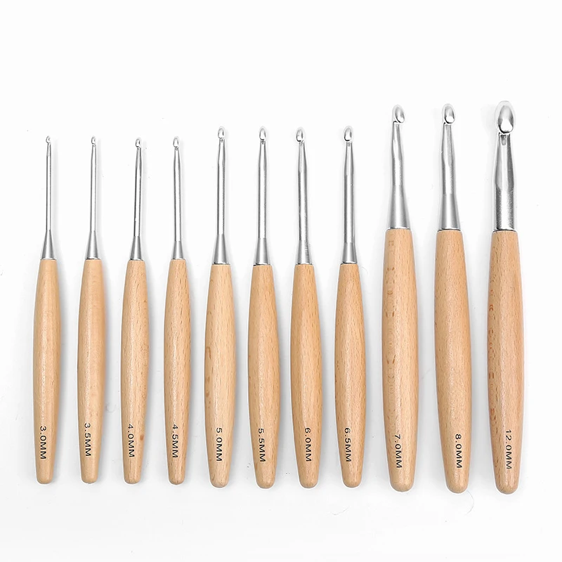 13 Sizes Large Beech Wood Handle Crochet Hooks Set