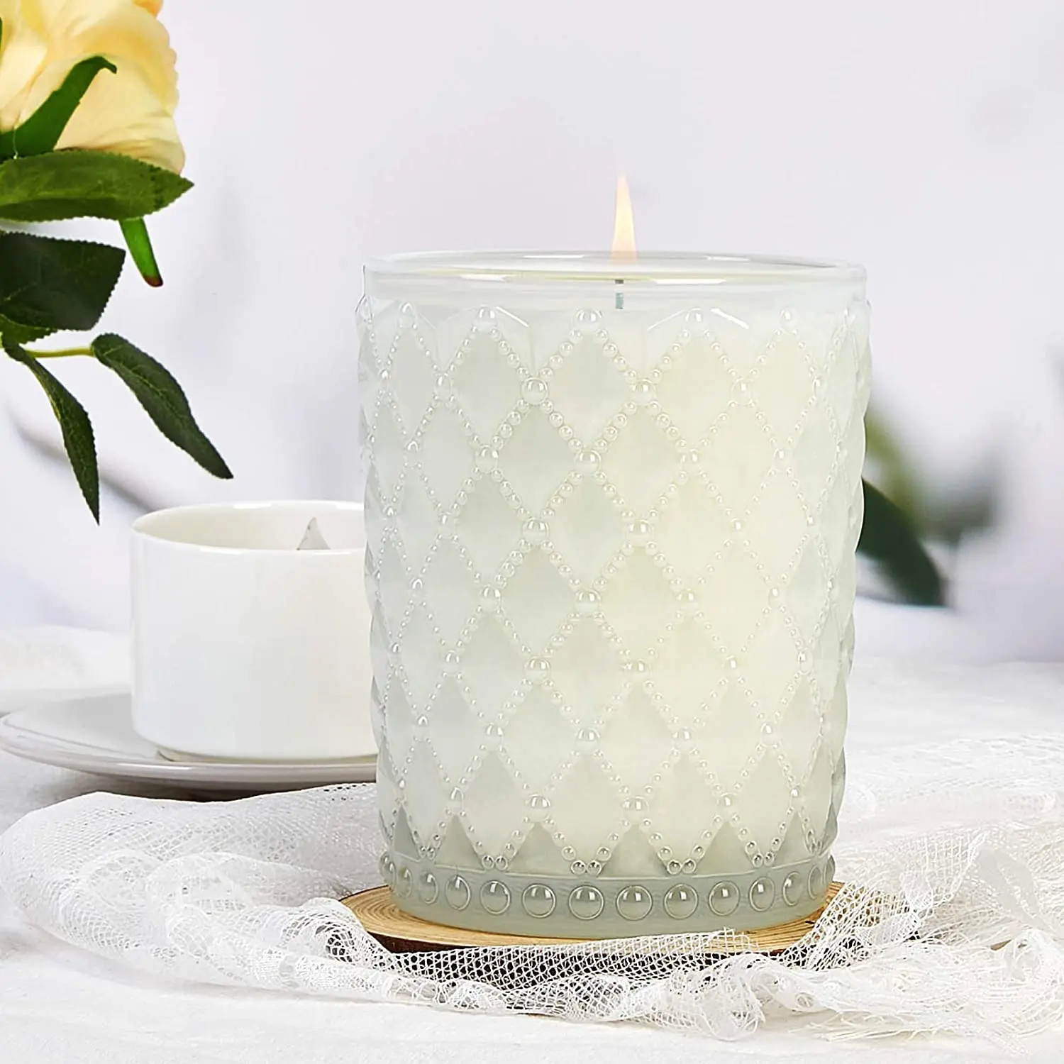 Professional candle factory processing custom classic fine glass filled with natural soy wax cotton core scented candles