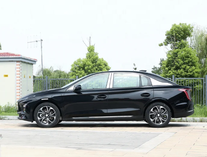 High Performance New Energy Sedan Pure Electric Cars Made in China HONGQI EQM5 E-QM5 Used Cars For Sale