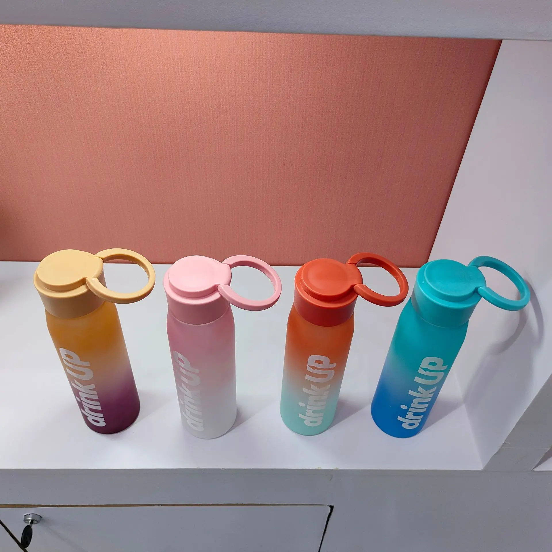 New Arrival 500ML Single Layer Summer Custom PersonalizedSilicon Plastic Water Bottle with Cover