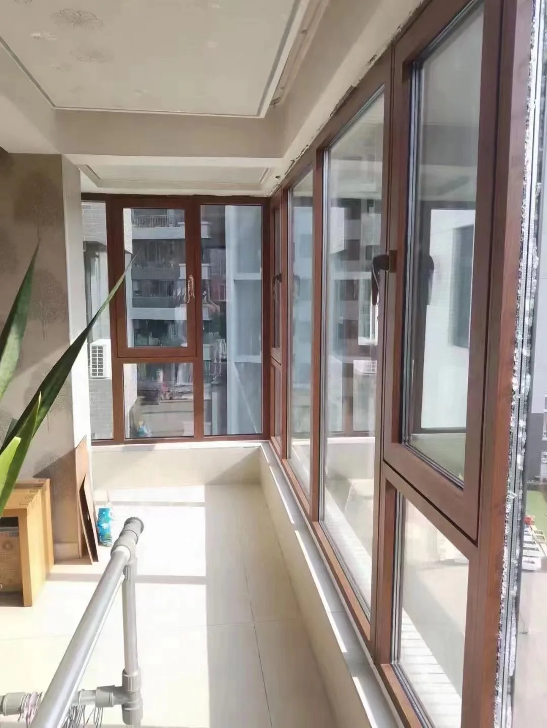 LEDOW windows Aluminum Sliding and Cheap Aluminum windows and Door