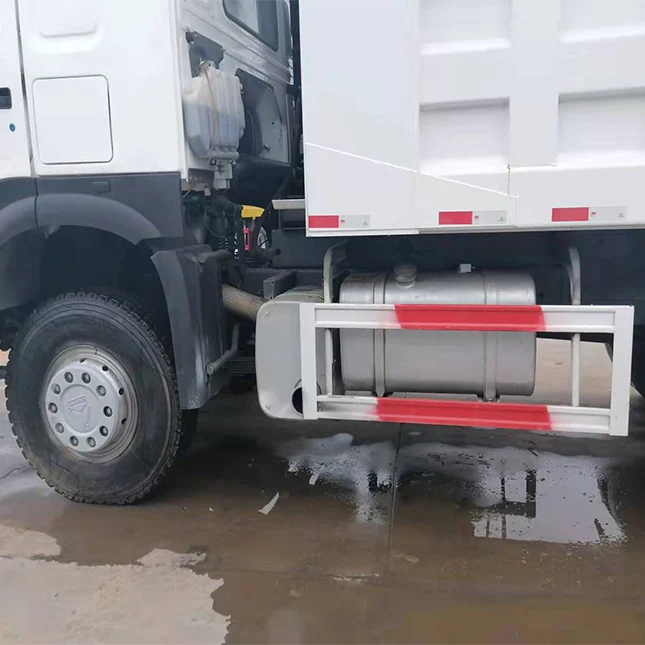 Second hand 6X4 371 Chinese brand HOWO dump truck for hauling and unloading of heavy materials with good condition in stock