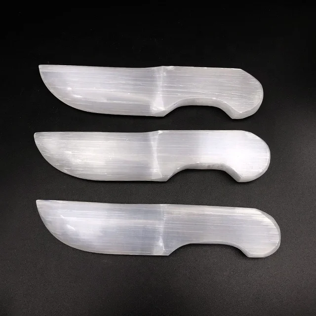 Fanshi-wholesale natural white reiki quartz stone hand carved selenite carving crystal knife for home decor