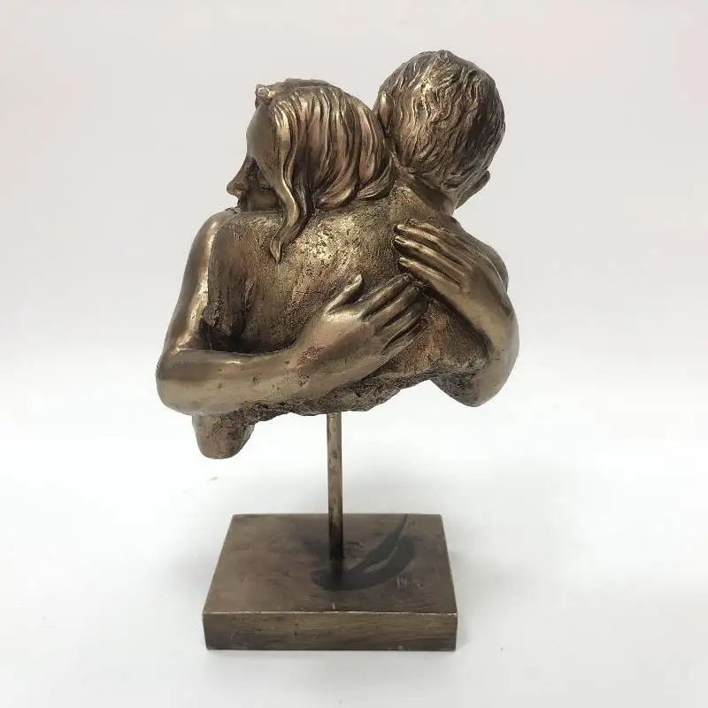 Artistic Creative Figure Sculpture Couples Ornaments Bronze Figurine Person Home Decoration Resin Crafts