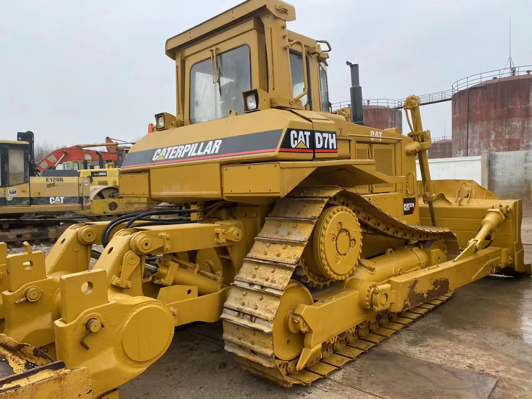 Used Bulldozer Caterpillar D7H/Dozer Cat Good quality Used USA CAT Bulldozer D6 D7 D7R D7G D7H D6R at Low Price