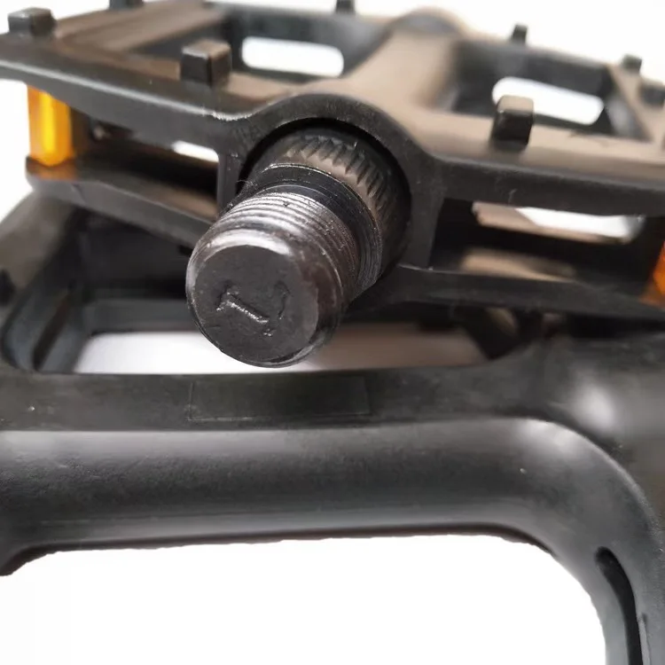 Xiaoaming16 Sealed Bearing bicycle metal pedals Mountain Bike Pedals MTB Sealed 4 Bearing  Anti Slip Nylon Bicycle Pedals