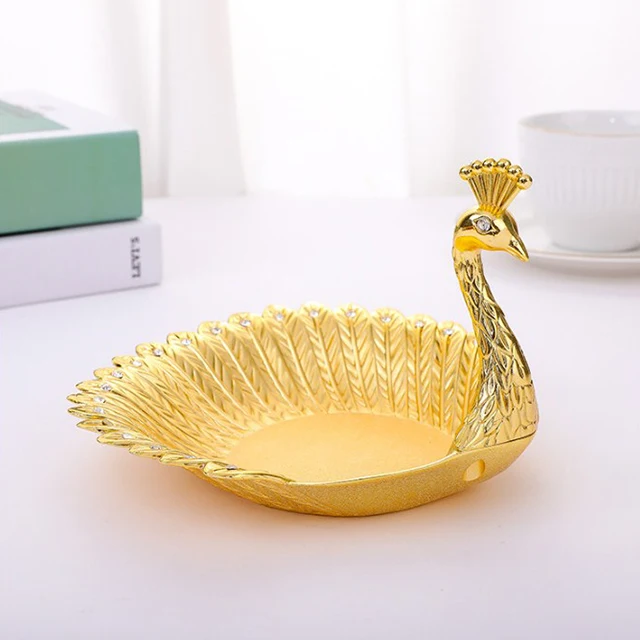 peacock baskets-1.jpg