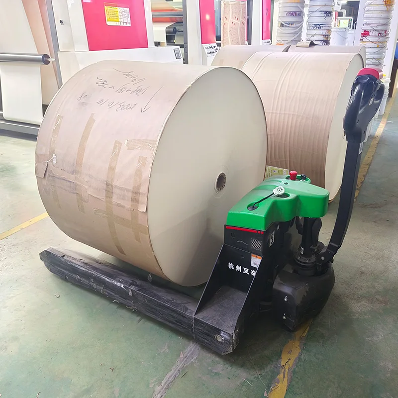 Single or Double PE Coated Bottom Customized Beverage Specialty  paper cup roll raw materials High Quality Food Grade