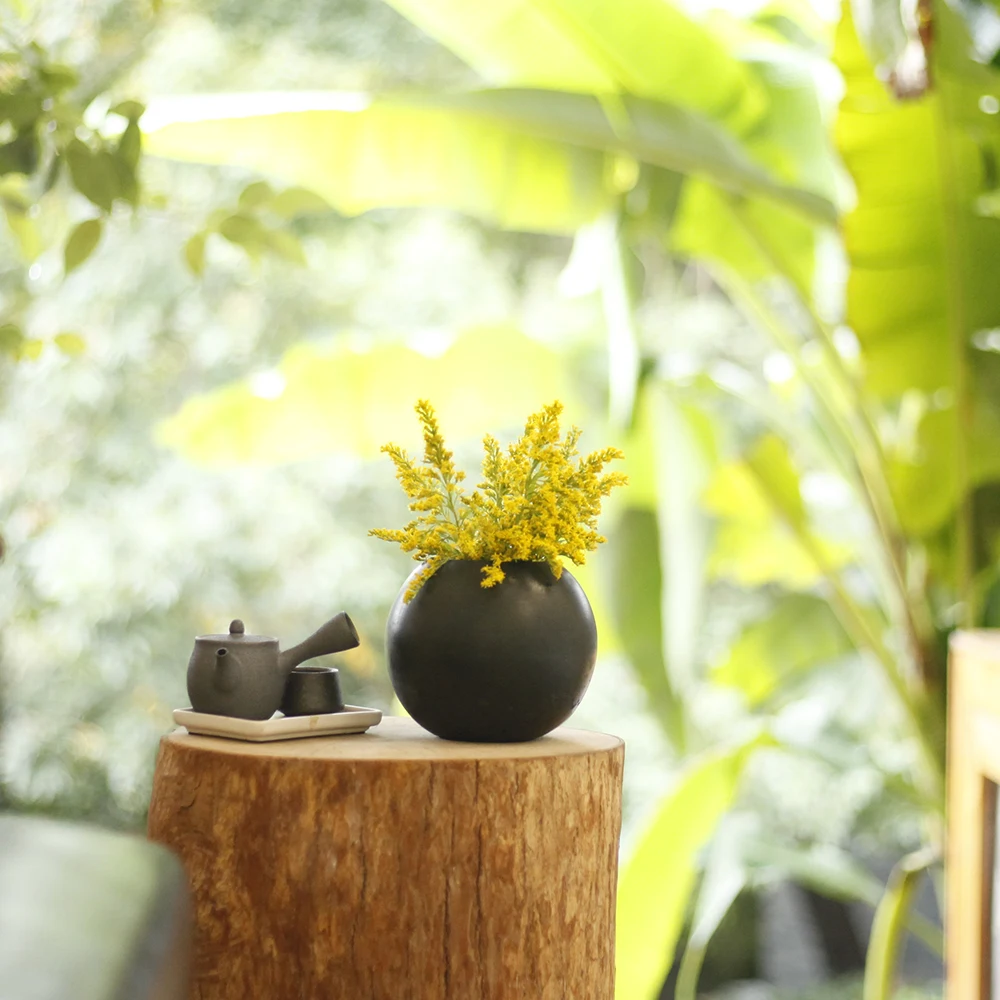 Design New Best Selling Wholesale Garden Concrete Vase Cement Plants Pots  Concrete Goods Concrete Pot