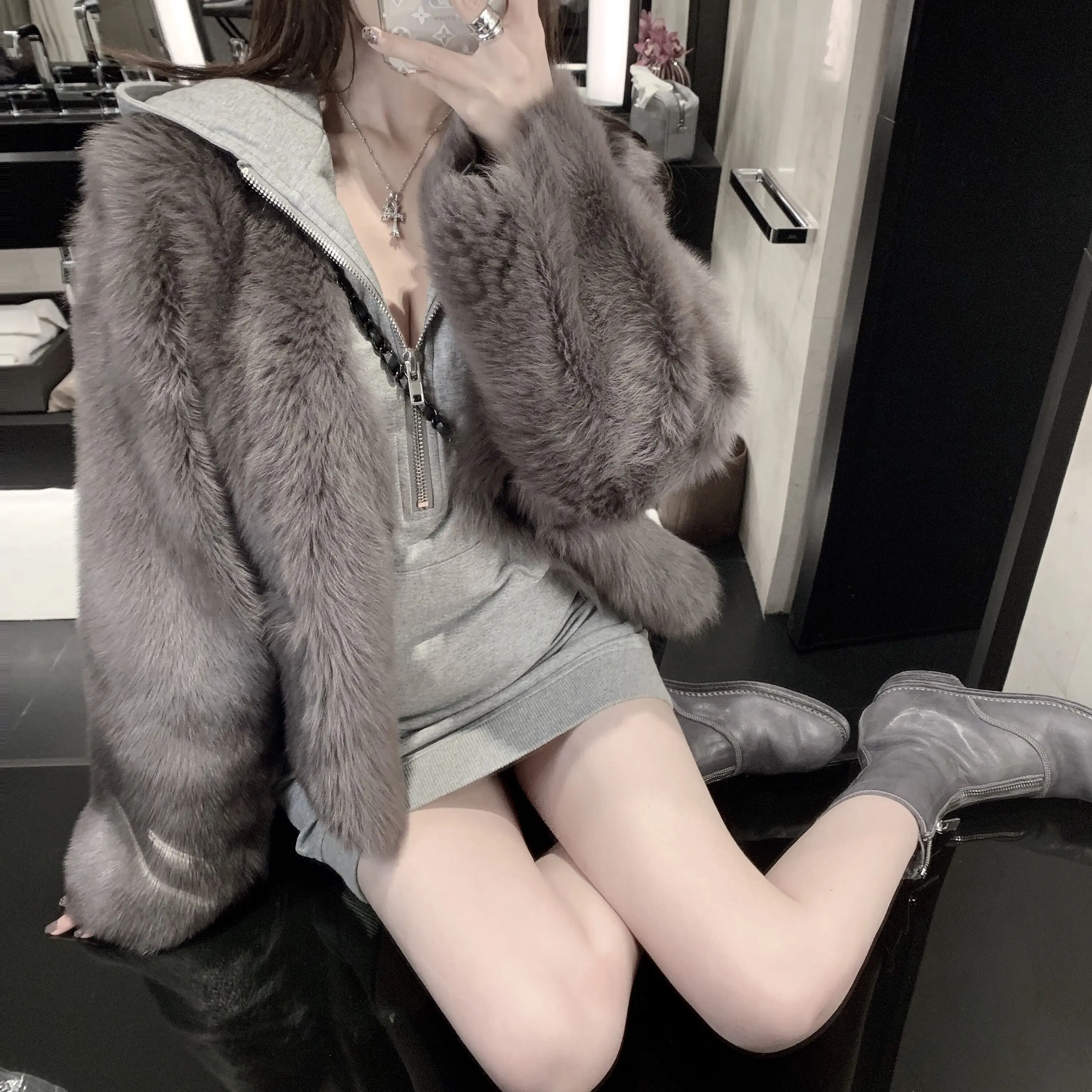 
Custom New Design Winter Long Sleeve Zipper Collar Pullover Sweatshirt Dresses with Hoodie for Women 
