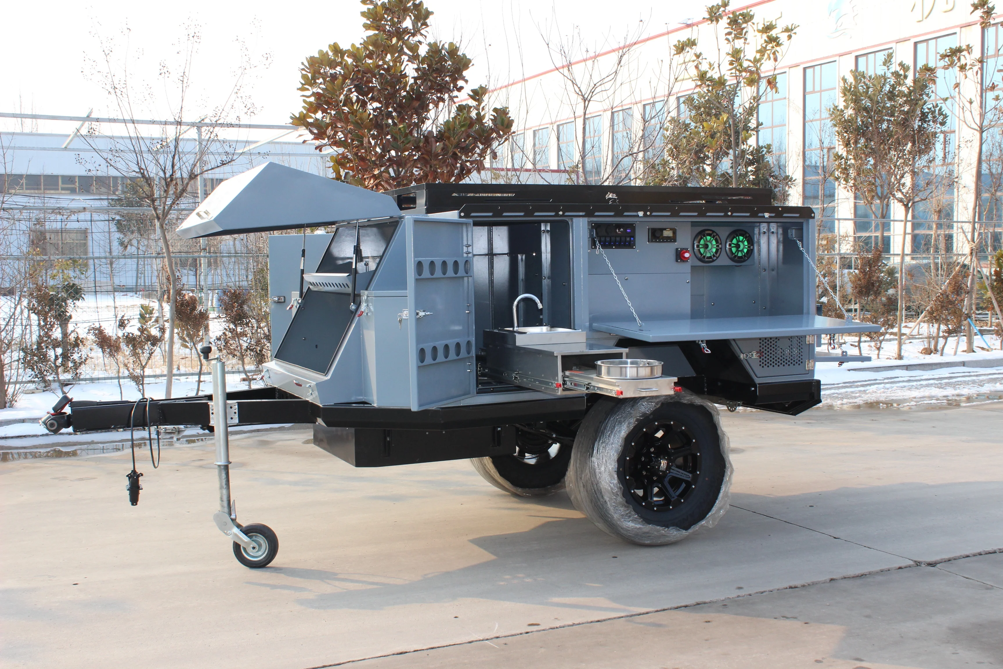 2023 Hot Sale 4x4 Off Road Customize Small Family Car Truck Camping Travel Trailer