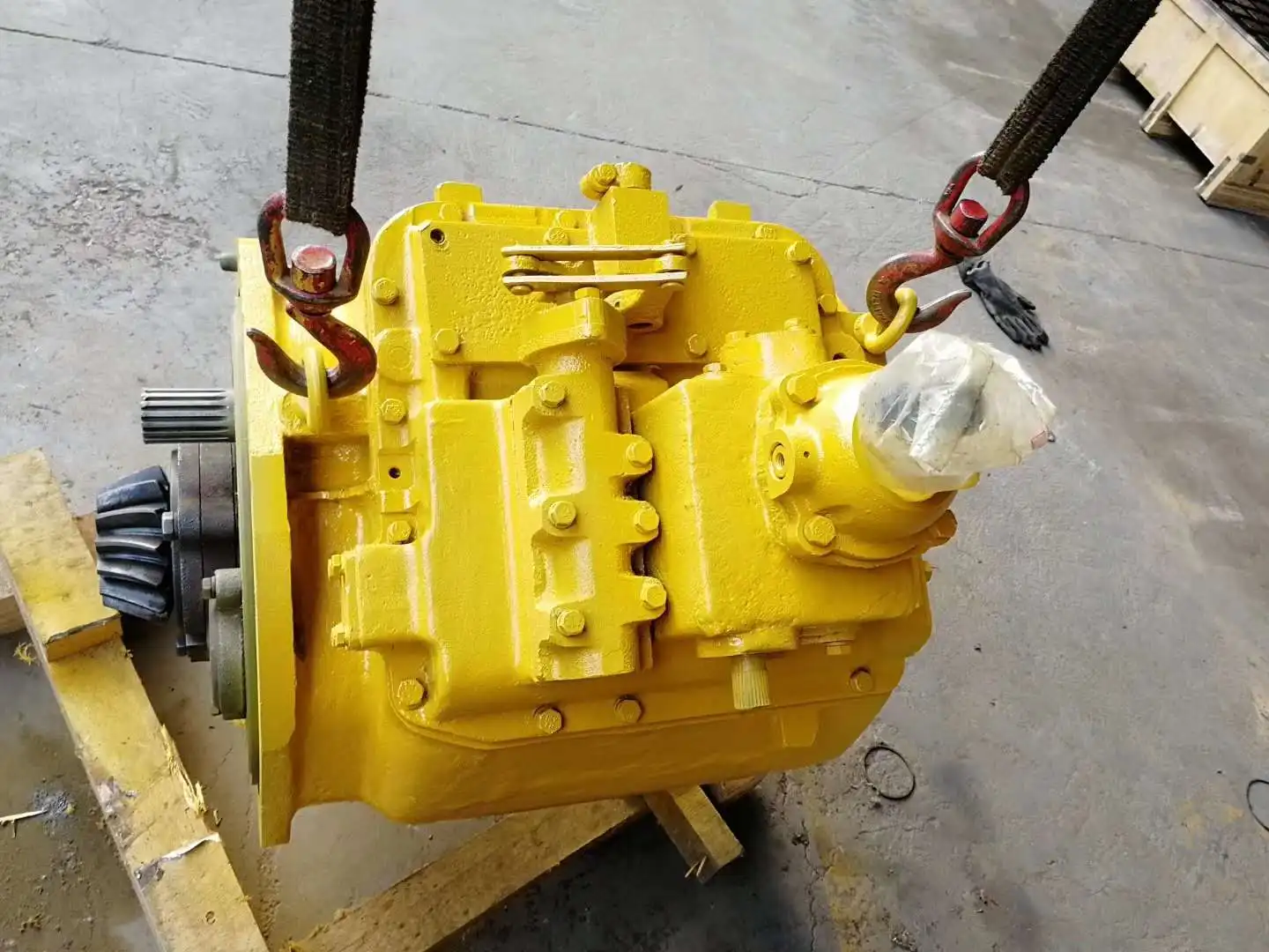 Bulldozer SD16 Accessory 16Y-15-00000 Transmission assembly