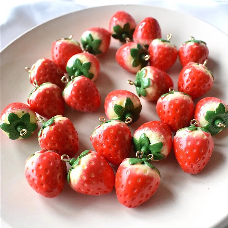 Unique key chain findings 20mm 3D fruit Strawberry Resin Charms for Pendant DIY Bracelet Womens Necklaces Jewelry DIY Making
