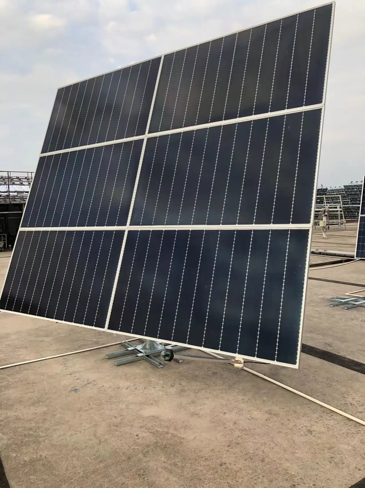 Smart Dual Axis On-Grid Pv solar Tracking System  Wireless Tracker Sun Power Clean Energy BIPV Solar Power Generation T